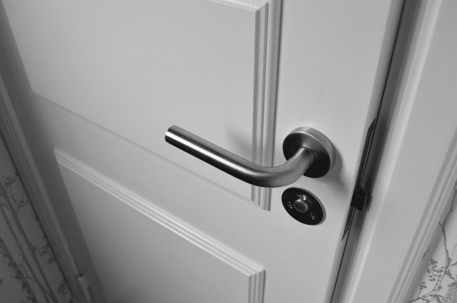 Tipi di serrature per porte interne